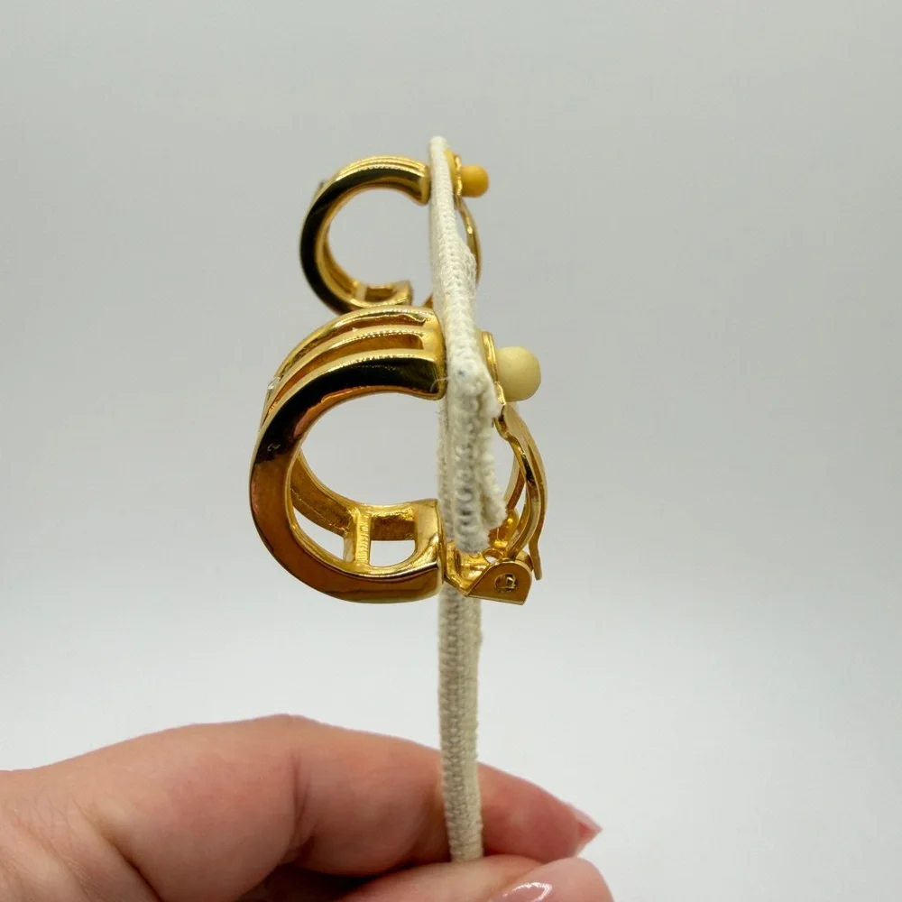 Vintage Givenchy Gold Tone‎ 